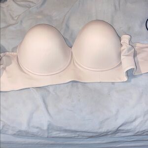 Elegant nude Strapless Bra